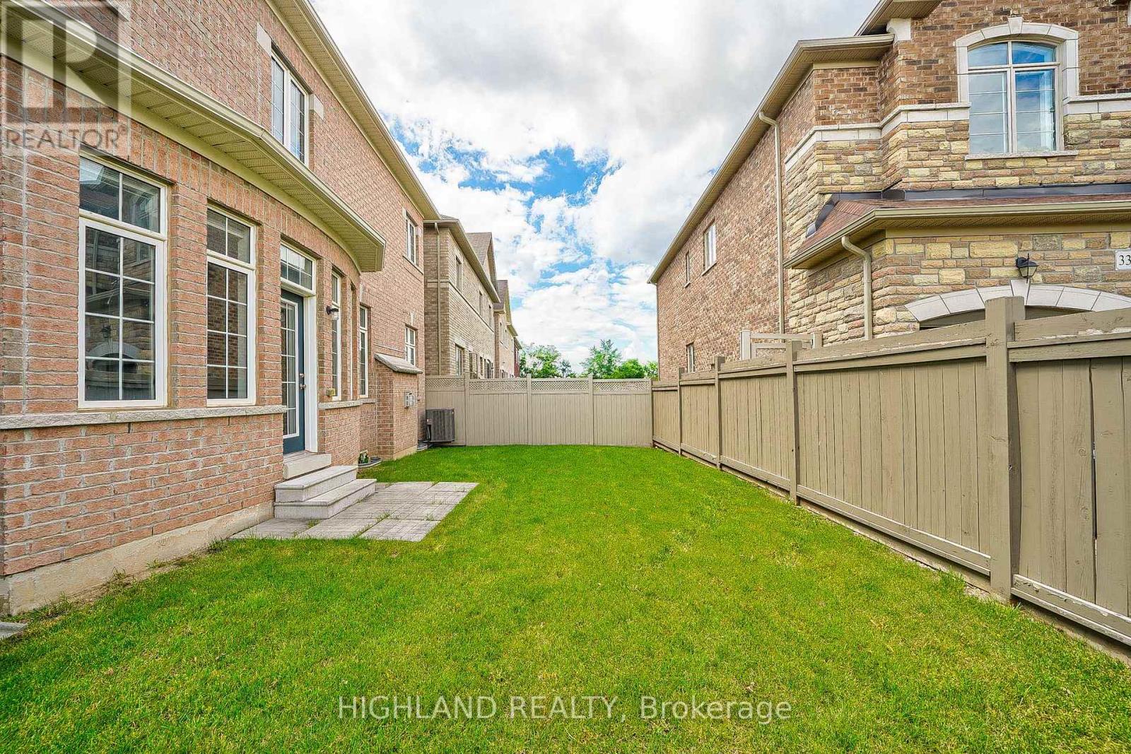 425 THRESHING MILL BOULEVARD - Image 35