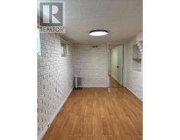 Lower - 173 Chambers Avenue, Toronto, ON M6N3M5 Photo 13