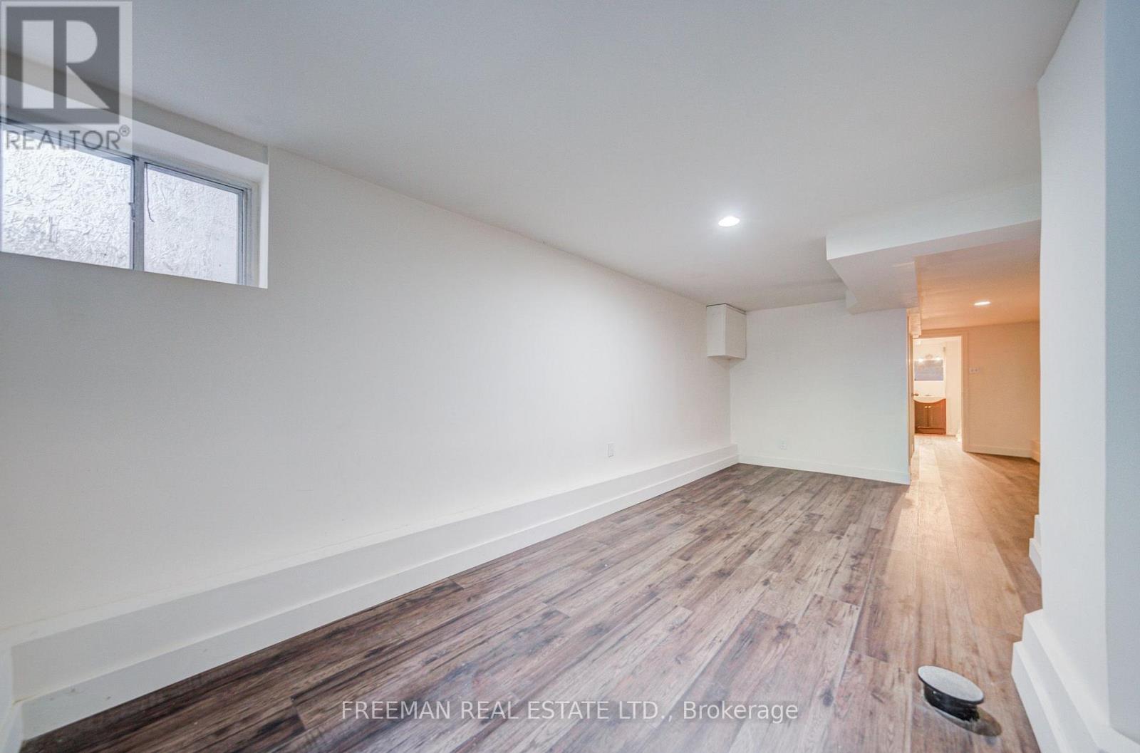257 BARTLETT AVENUE - Image 33