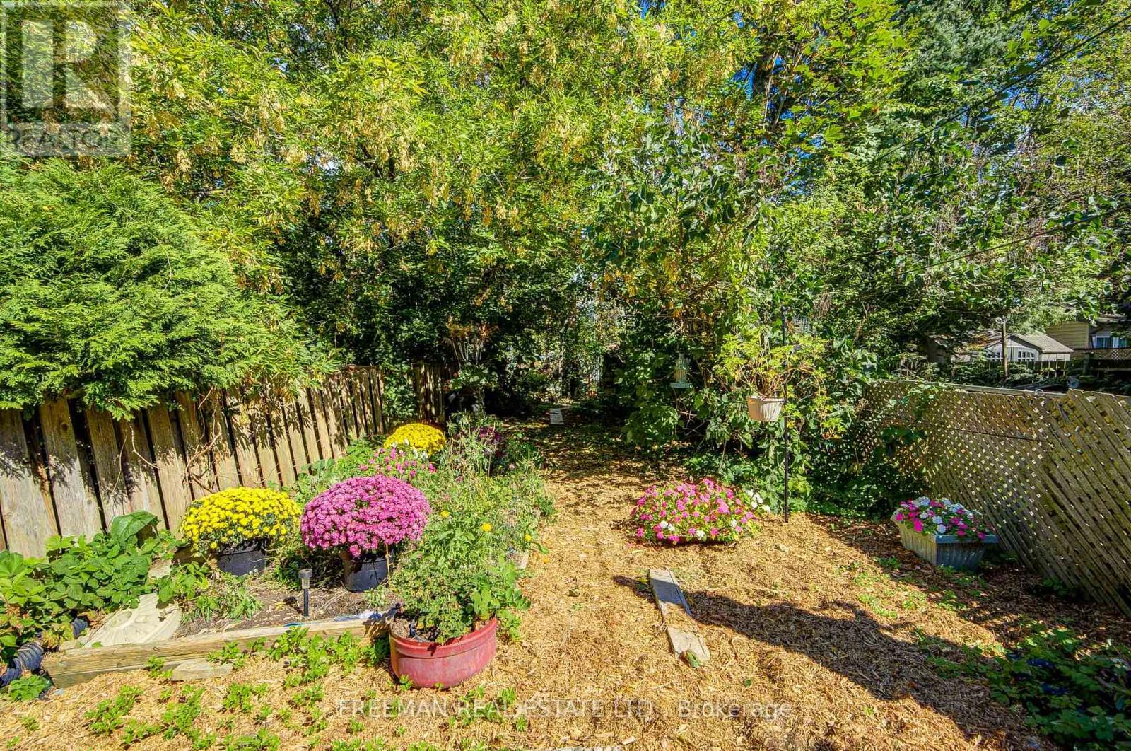 257 BARTLETT AVENUE - Image 39
