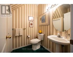 Th 9 - 1 Baxter Street, Toronto, ON M4W3W1 Photo 30