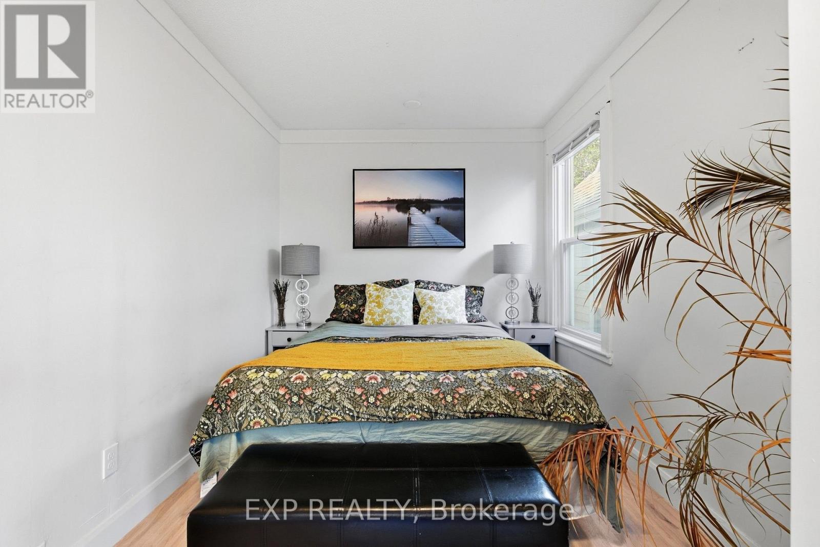 264 BRITANNIA AVENUE - 13