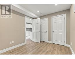Lower - 17 Eby Street S, Kitchener, ON N2G3K6 Photo 12