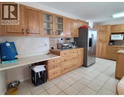 7110 99a Street, Peace River, AB T8S1B2 Photo 9