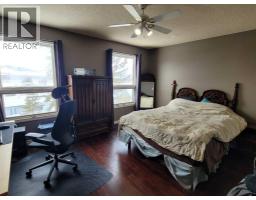 7110 99a Street, Peace River, AB T8S1B2 Photo 29
