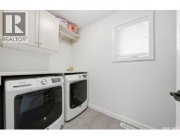 Laundry room - 578 Mcfaull Crescent, Saskatoon, SK S7V0T3 Photo 13