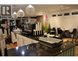 15720 Oyama Road, Lake Country, BC V4V2E1 Photo 6