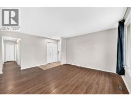 Bedroom - 7964 Huntington Road Ne, Calgary, AB T2K5A3 Photo 11
