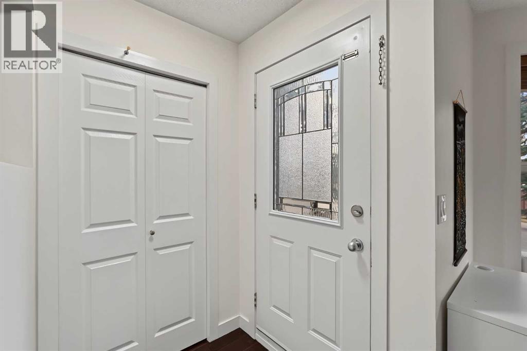 61 Falmere Way NE - 3