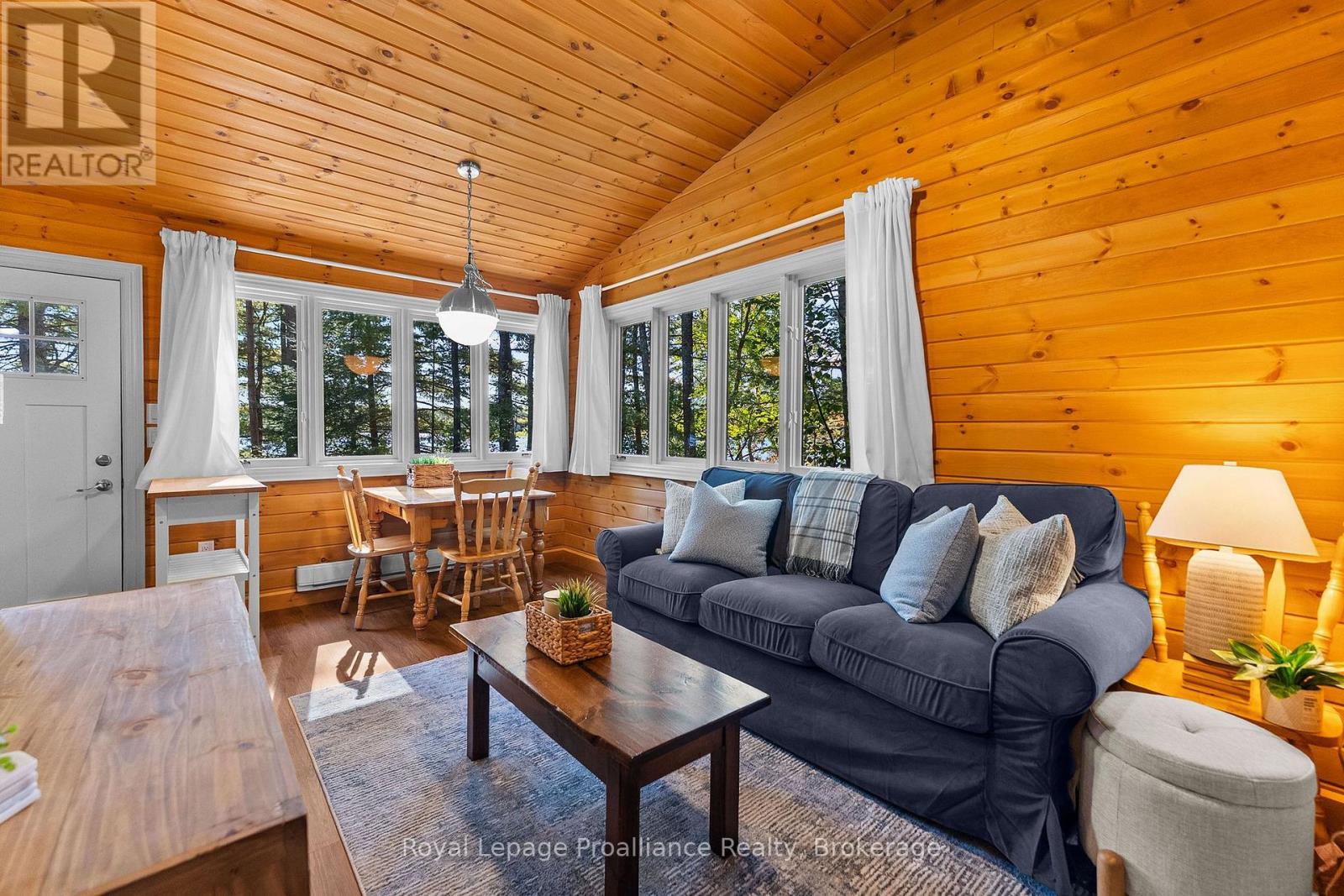 18 SWAN LANE - Image 10