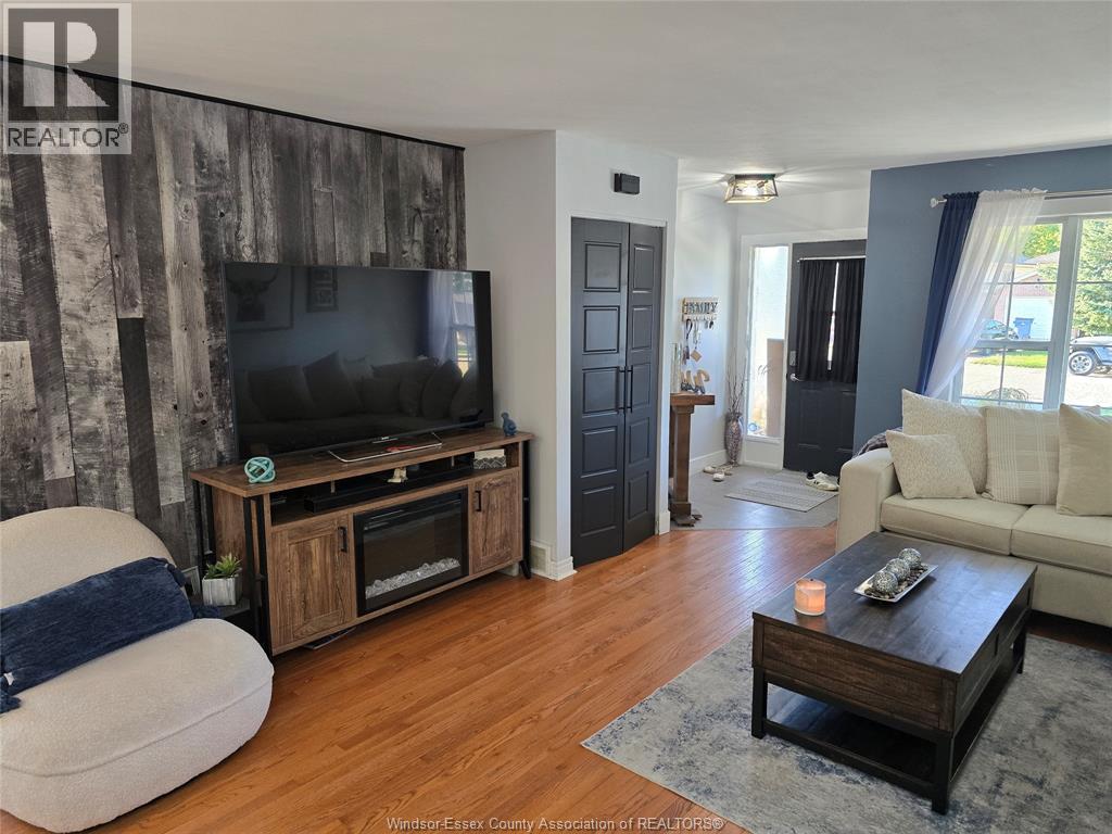 110 GREENFIELD LANE - Image 8
