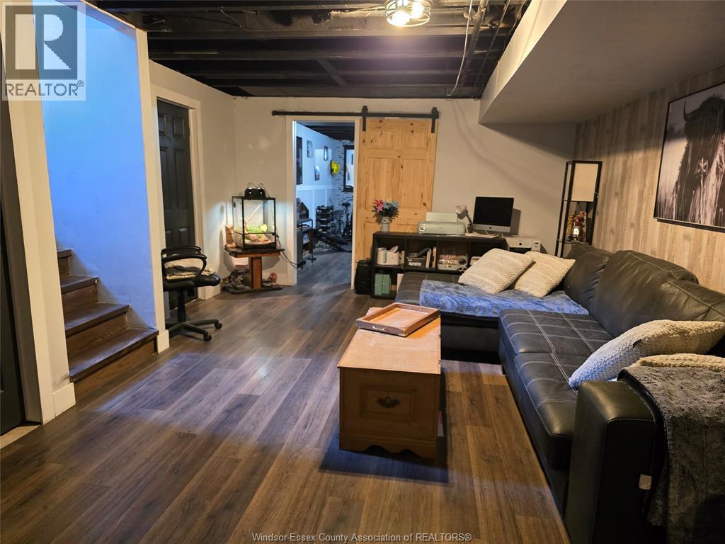 110 GREENFIELD LANE - 20