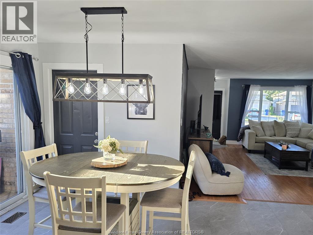 110 GREENFIELD LANE - Image 11