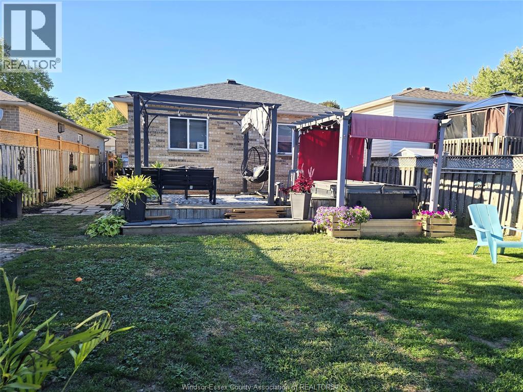 110 GREENFIELD LANE - 34