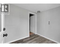 3887 Turner Rd, Windsor, ON N8W3E4 Photo 16