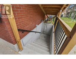 1095 Kenaston Street, Ottawa, ON K1B3P4 Photo 16