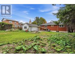 1095 Kenaston Street, Ottawa, ON K1B3P4 Photo 30