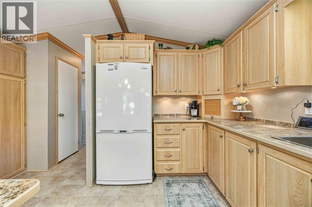 #JJ 25 9338 W IPPERWASH ROAD - 19