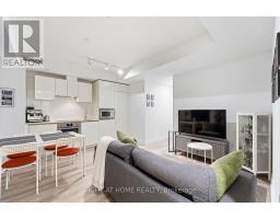 803 - 238 Simcoe Street, Toronto, ON M5T0E2 Photo 6