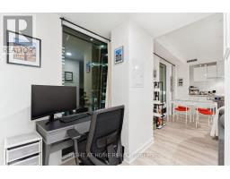 803 - 238 Simcoe Street, Toronto, ON M5T0E2 Photo 9