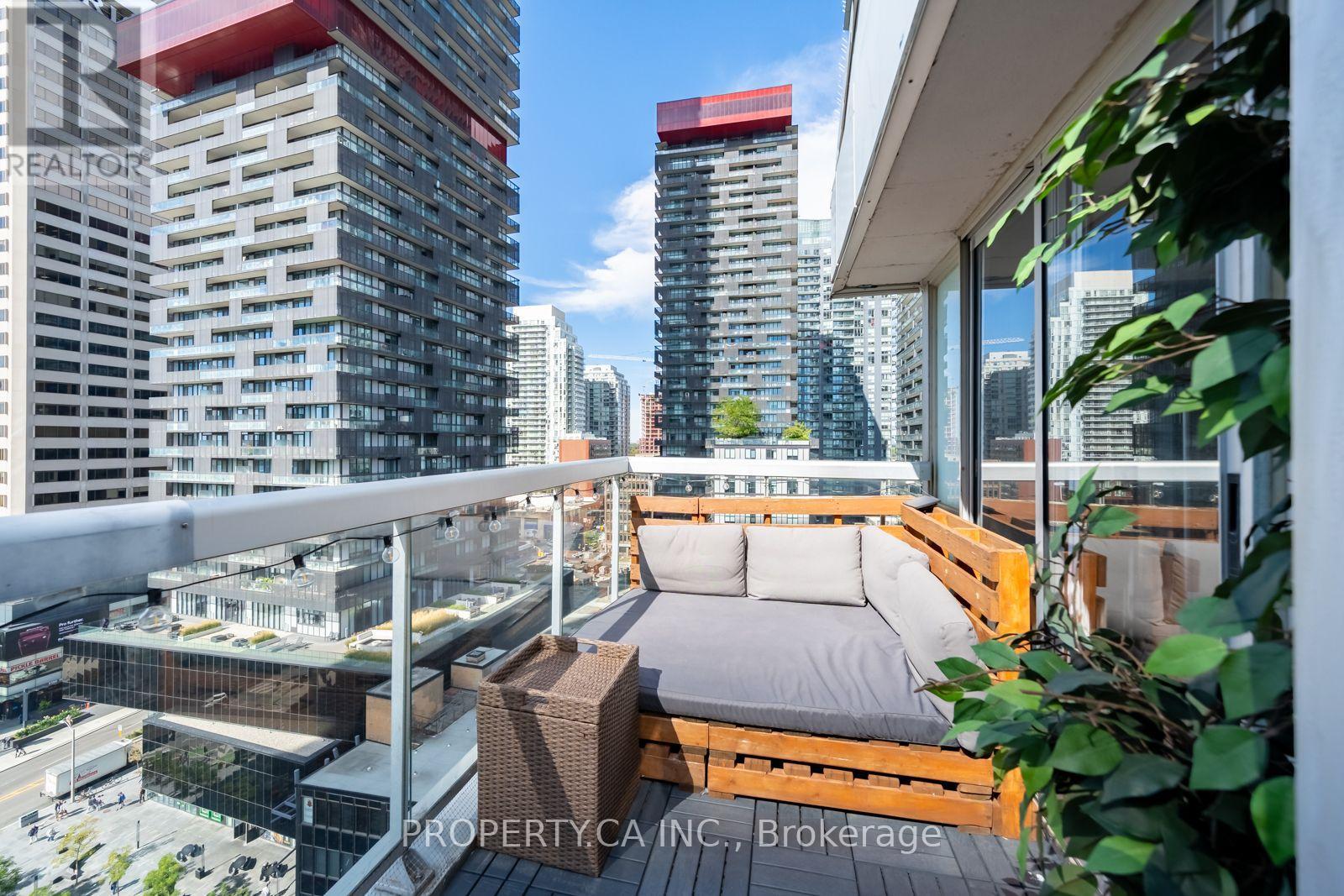 #1902 43 EGLINTON AVENUE E - 23