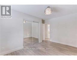 44 Tremont Crescent, Toronto, ON M3B2S2 Photo 16