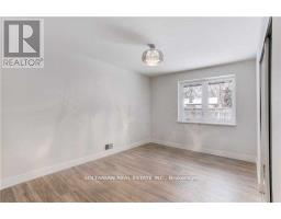 44 Tremont Crescent, Toronto, ON M3B2S2 Photo 17