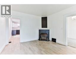 912 8 Street S - photo 2
