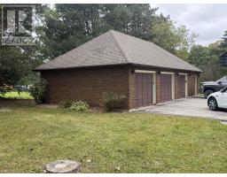 2385 Thornton Road N, Oshawa, ON L1L1B3 Photo 6