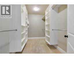 2517 Asquith St, Victoria, BC V8R3Y2 Photo 39