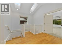 2517 Asquith St, Victoria, BC V8R3Y2 Photo 25