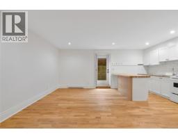 2517 Asquith St, Victoria, BC V8R3Y2 Photo 54
