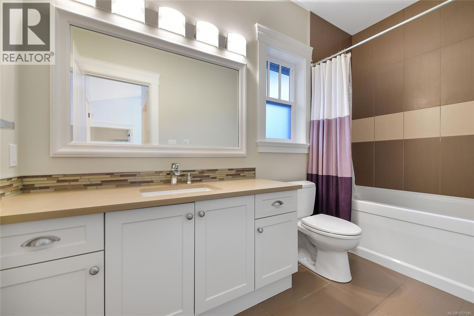 2517 Asquith St - 44