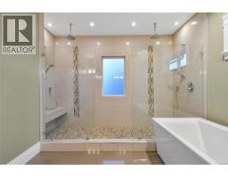 2517 Asquith St, Victoria, BC V8R3Y2 Photo 30