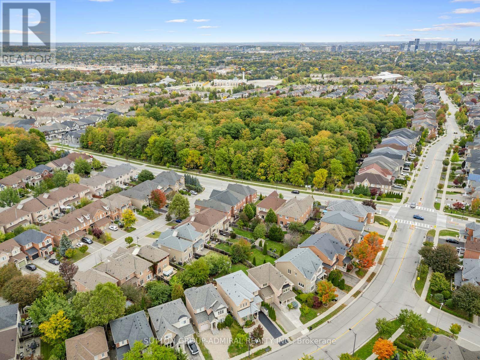 354 AUTUMN HILL BOULEVARD - Image 49