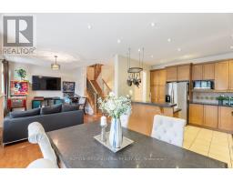 Bedroom 3 - 354 Autumn Hill Boulevard, Vaughan, ON L4J9C1 Photo 14