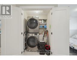 Lower - 6 Newlands Avenue, Georgina, ON L4P3T3 Photo 12