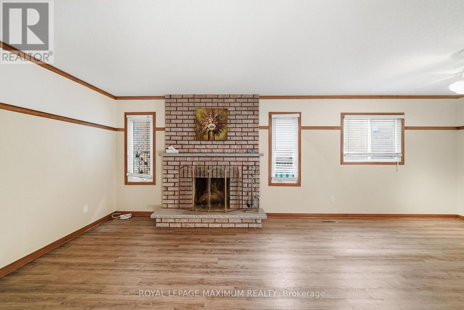 182 NESTOR CRESCENT - 11