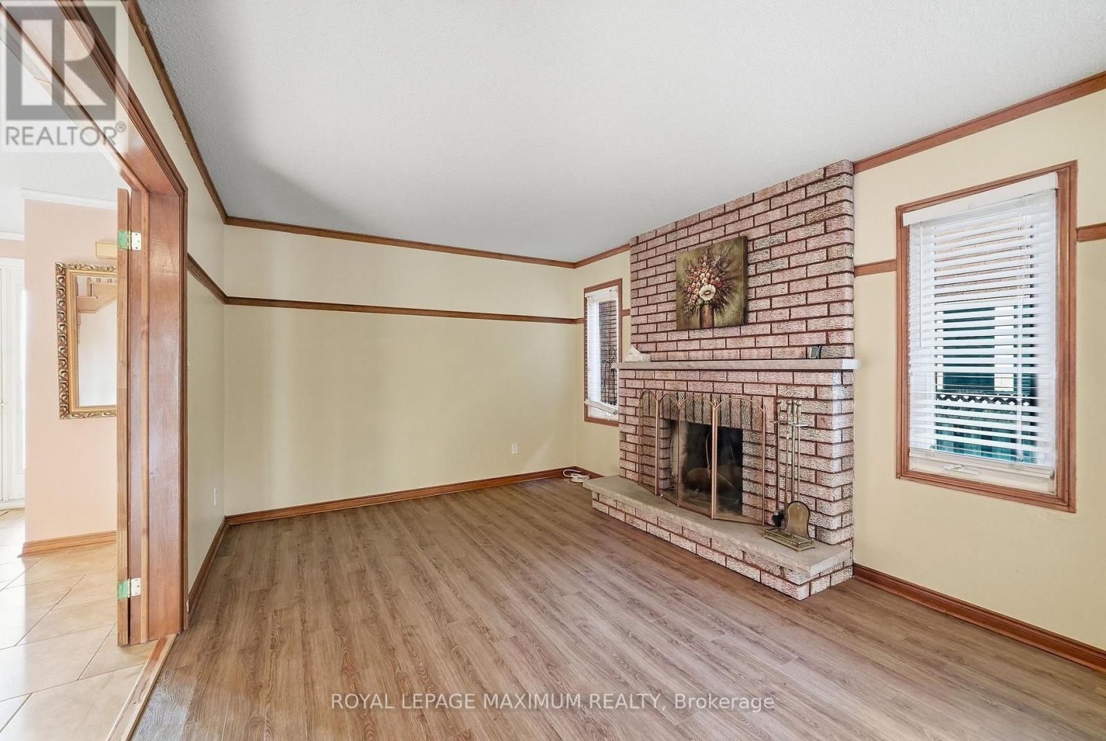 182 NESTOR CRESCENT - 12