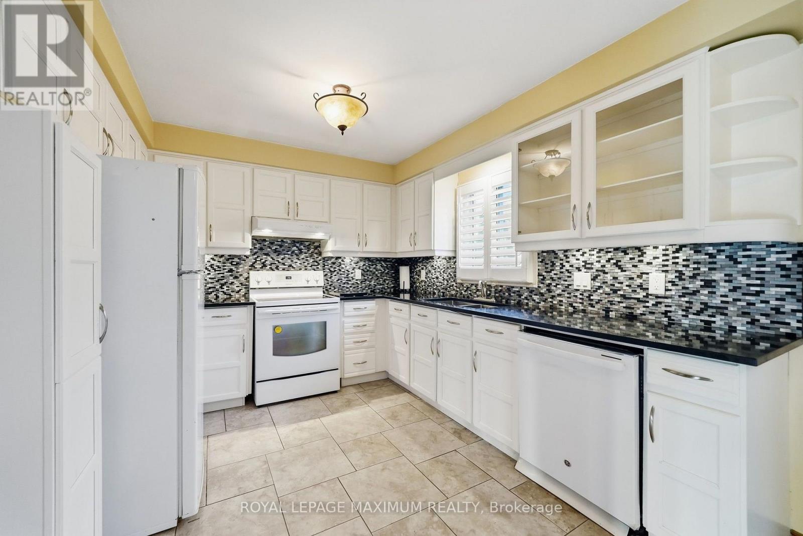 182 NESTOR CRESCENT - Image 15
