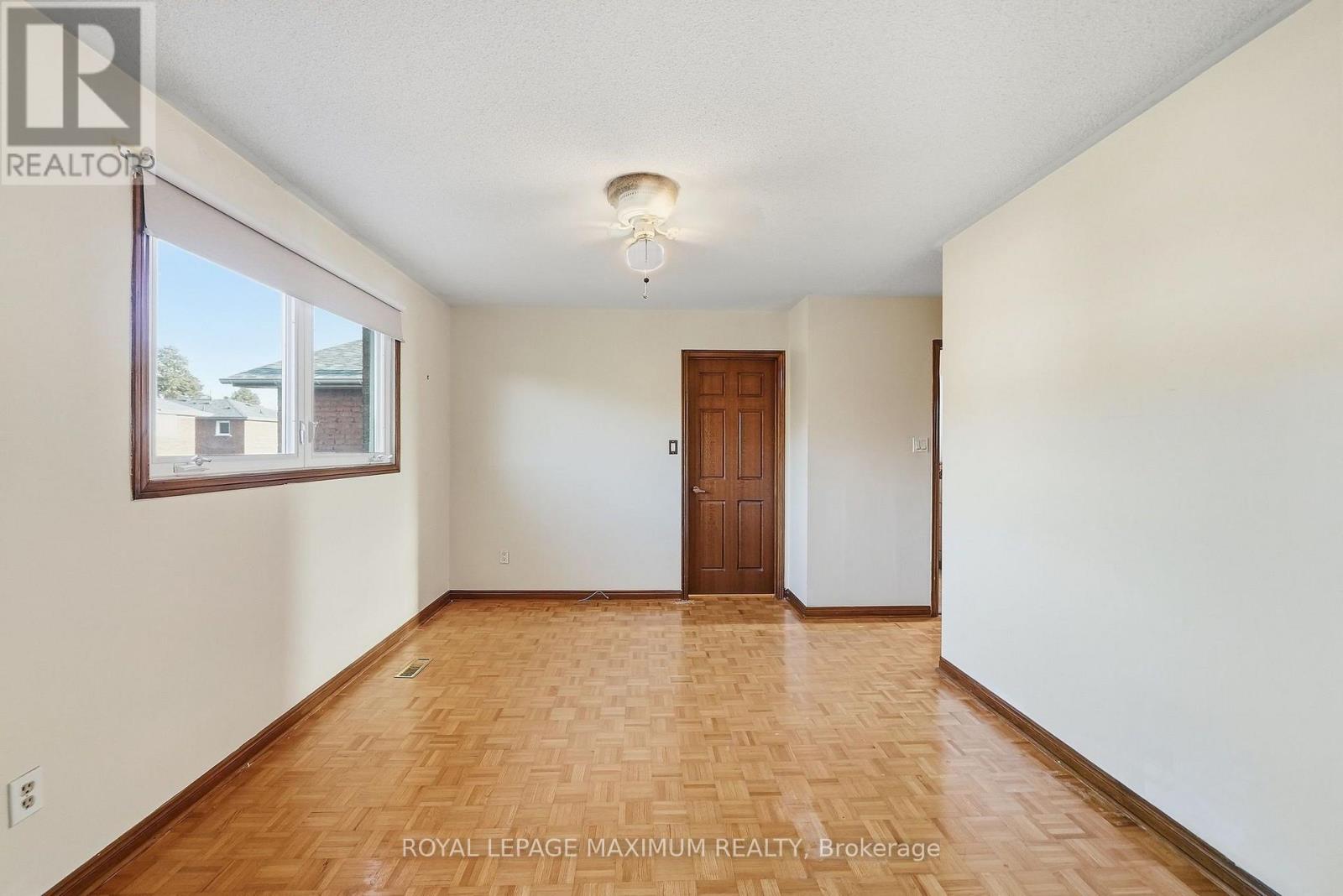 182 NESTOR CRESCENT - 27