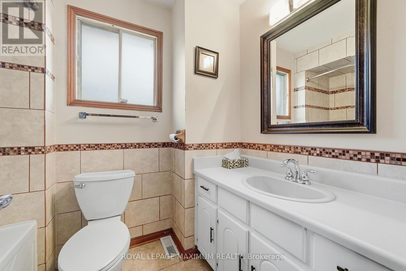 182 NESTOR CRESCENT - Image 32