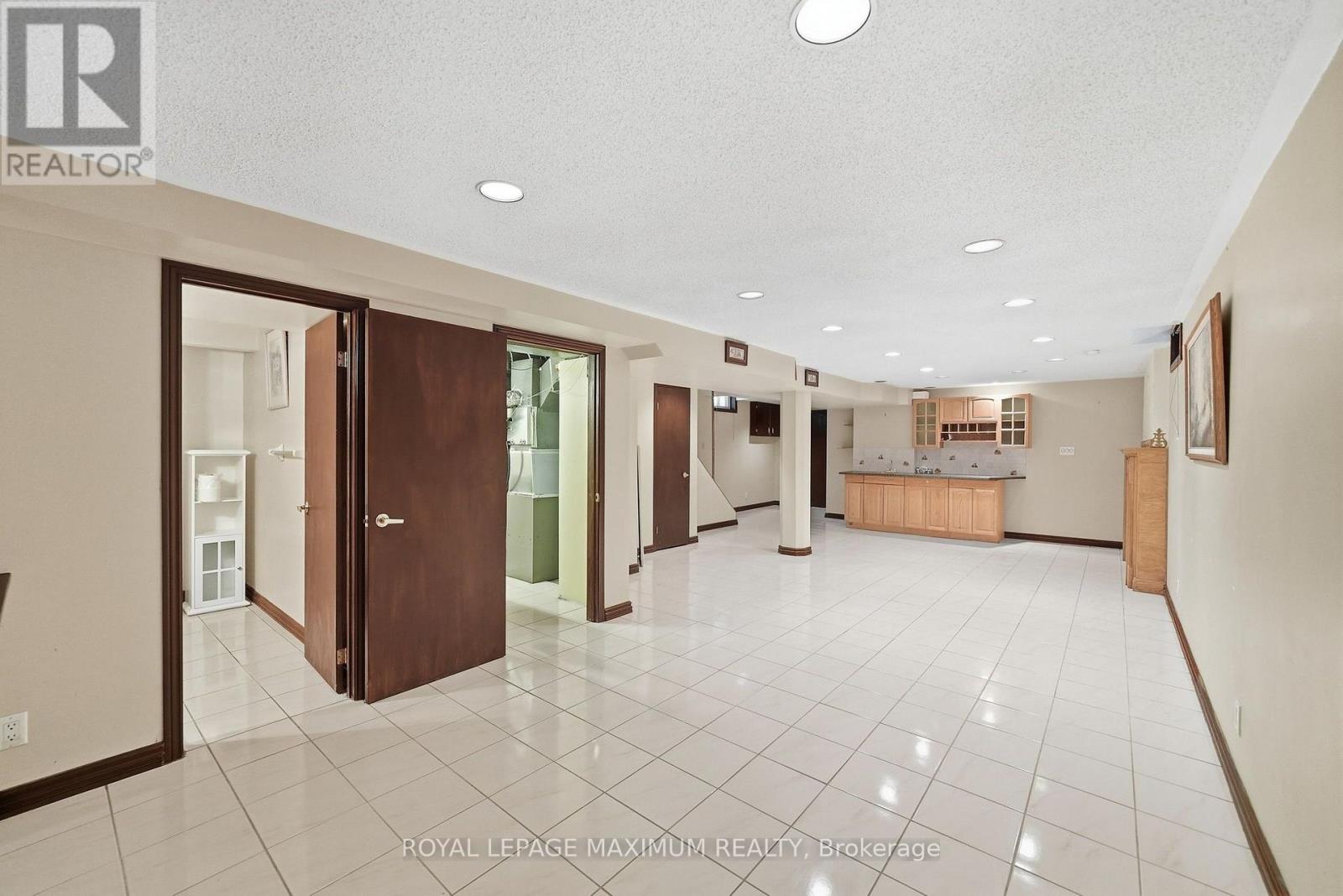 182 NESTOR CRESCENT - Image 41