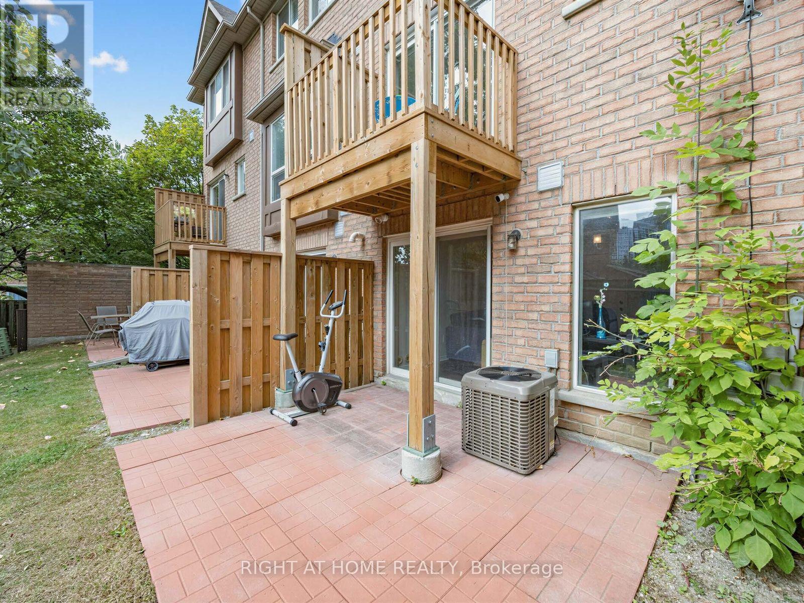 #46 50 STRATHAVEN DRIVE - Image 31