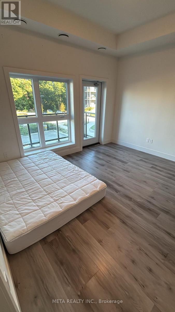 112 - 1101 LACKNER PLACE — photo 2