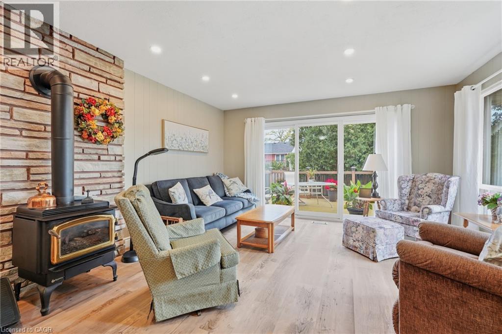 137 TERRACE Drive - Image 12