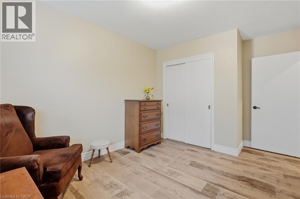 137 TERRACE Drive - 15
