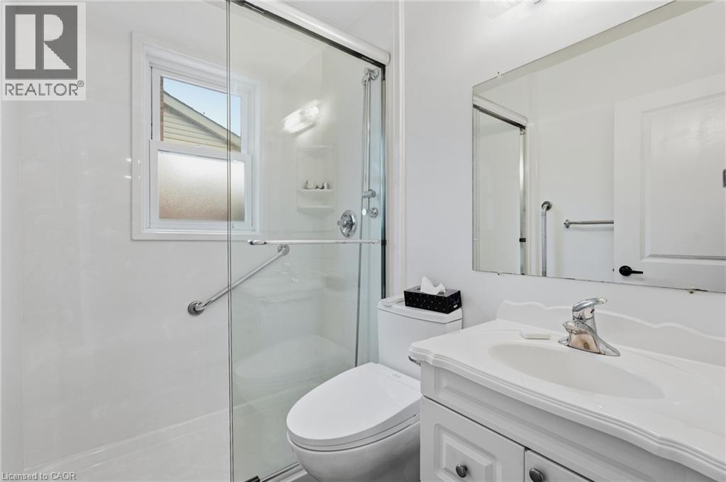 137 TERRACE Drive - 18