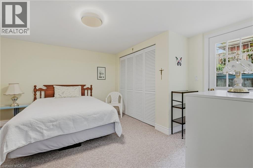 137 TERRACE Drive - 23