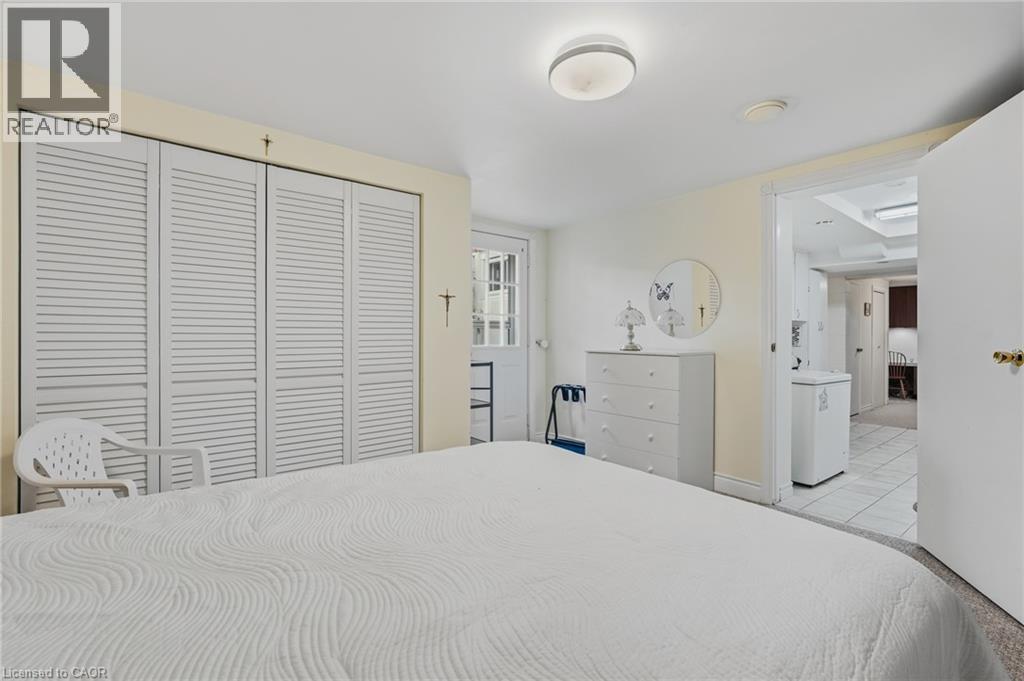 137 TERRACE Drive - 24